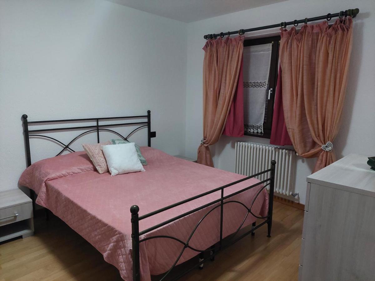 Appartements Le-Z-Aravi 2 Aosta Buitenkant foto